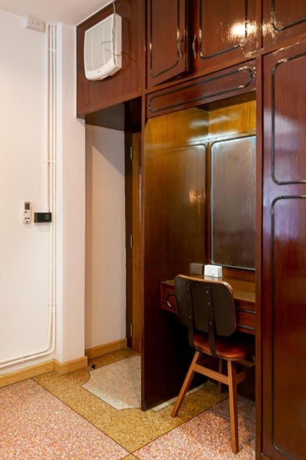 Penthouse Lamoon Hotel Bangkok Bagian luar foto