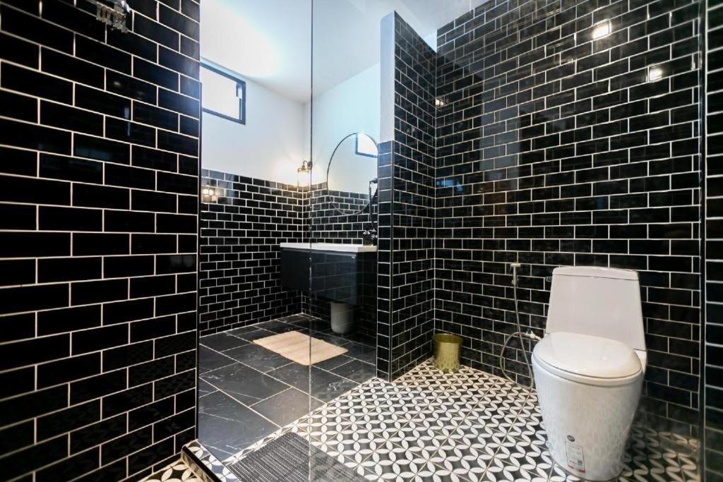 Penthouse Lamoon Hotel Bangkok Bagian luar foto