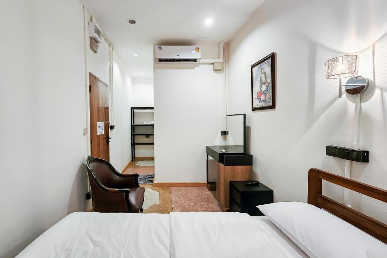 Penthouse Lamoon Hotel Bangkok Bagian luar foto