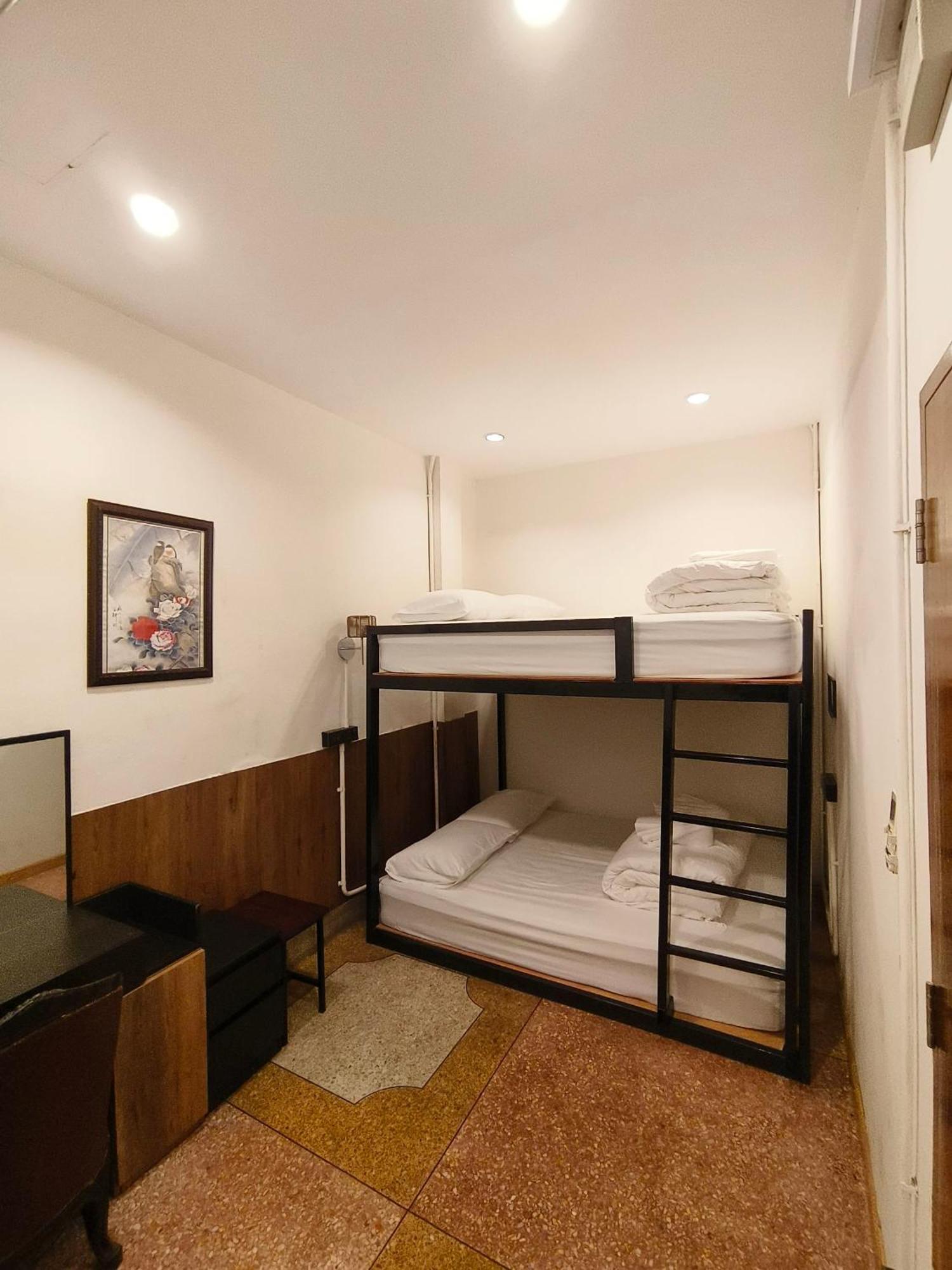 Penthouse Lamoon Hotel Bangkok Bagian luar foto