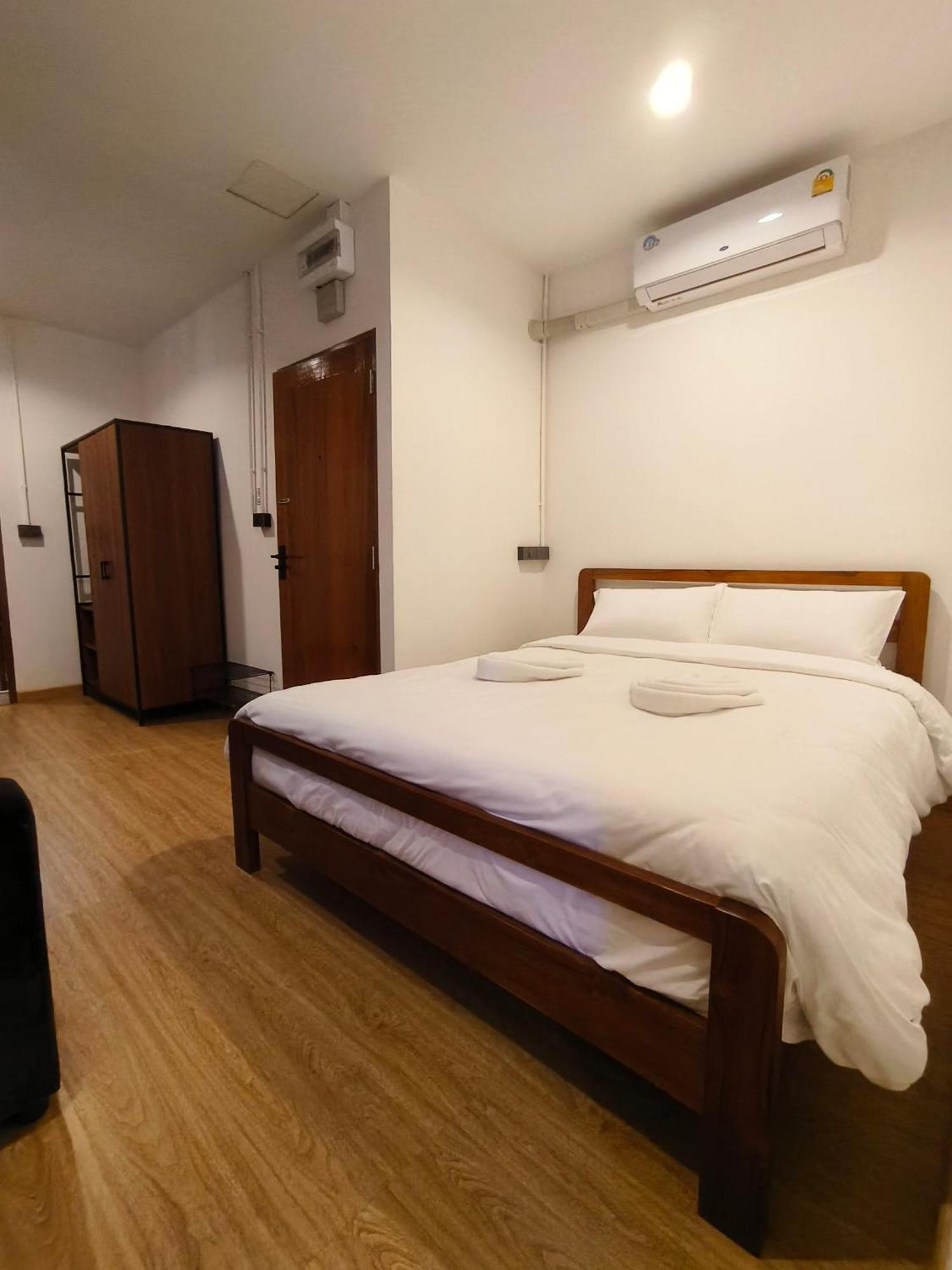 Penthouse Lamoon Hotel Bangkok Bagian luar foto