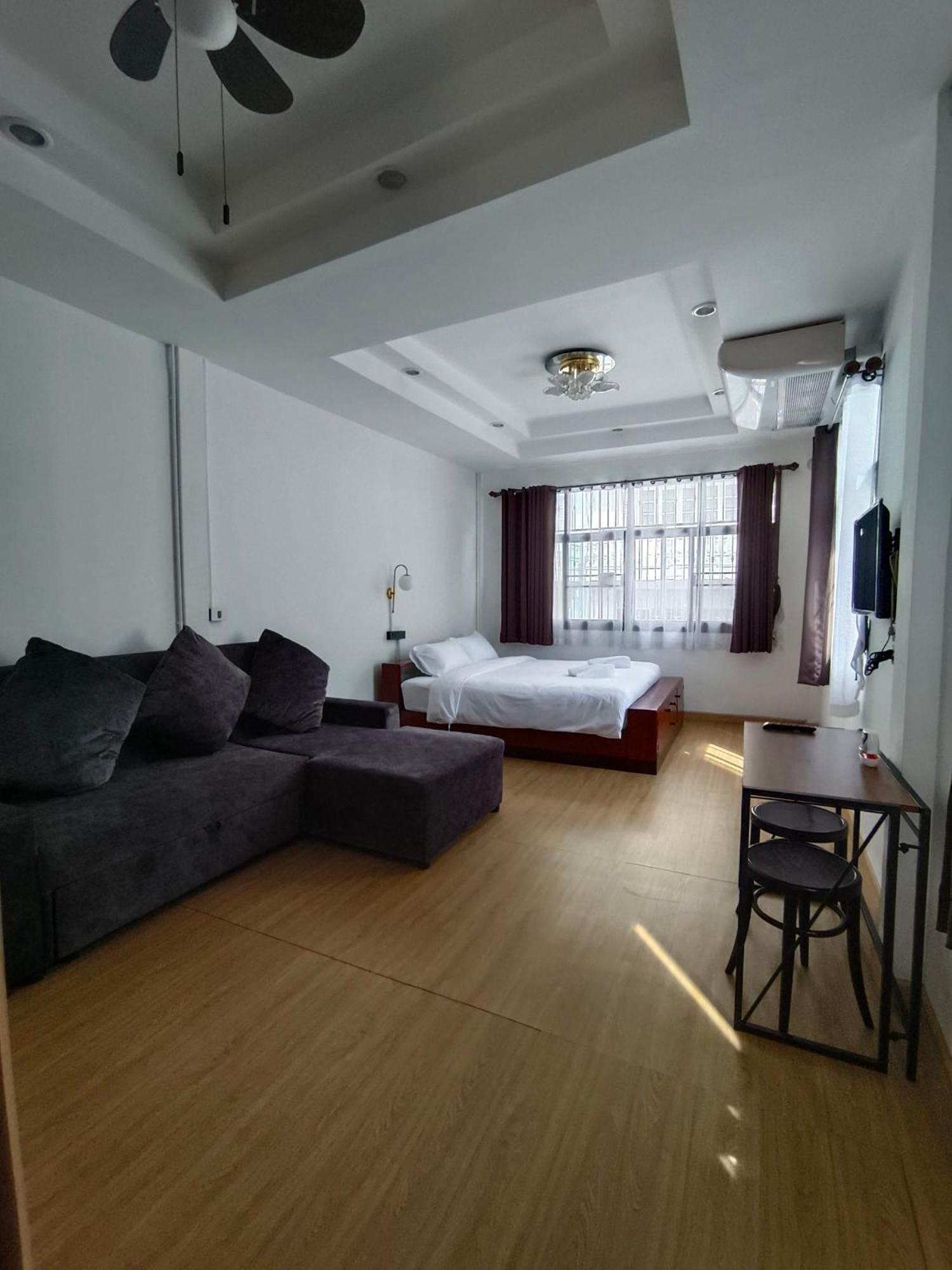 Penthouse Lamoon Hotel Bangkok Bagian luar foto