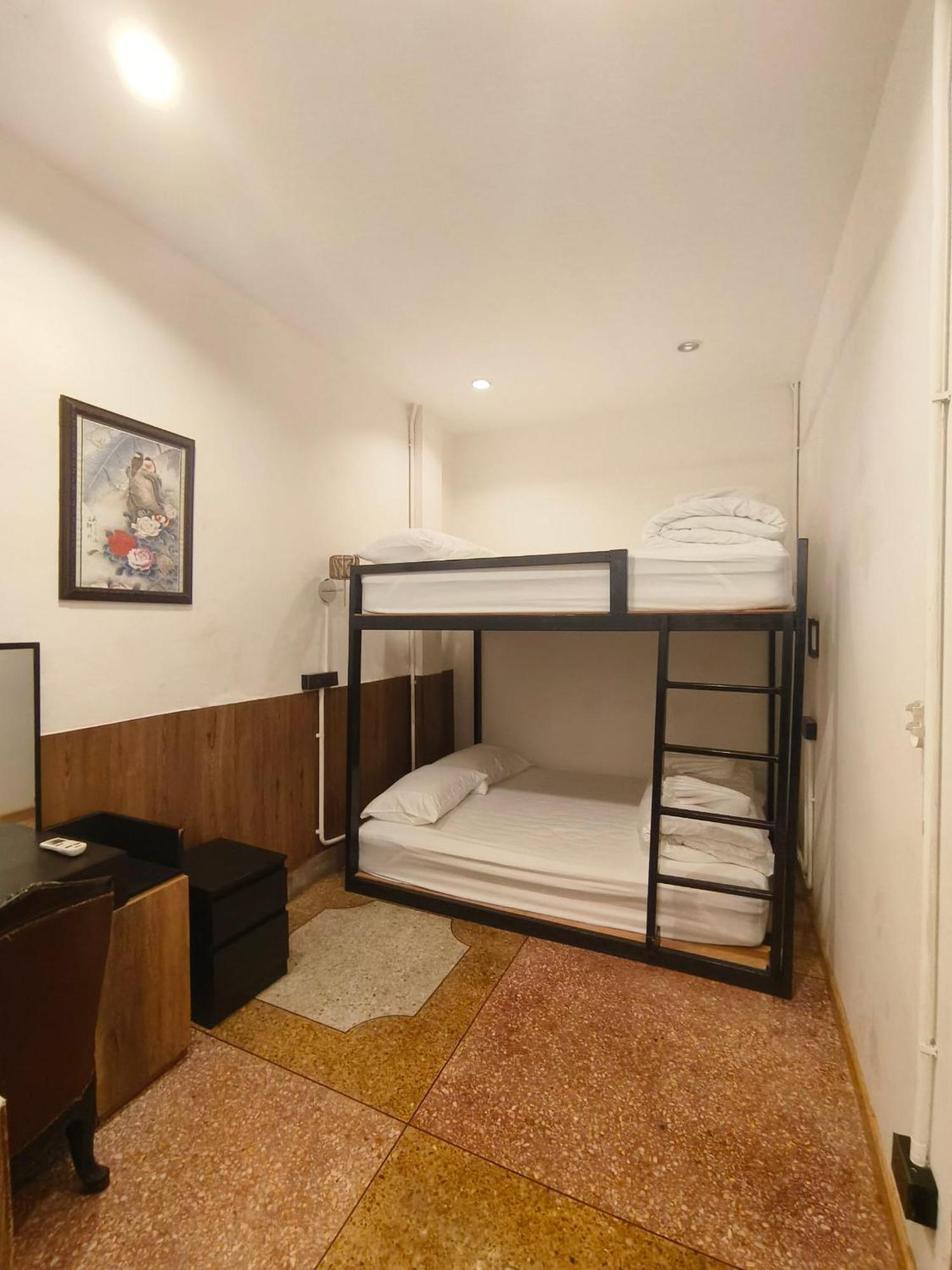 Penthouse Lamoon Hotel Bangkok Bagian luar foto